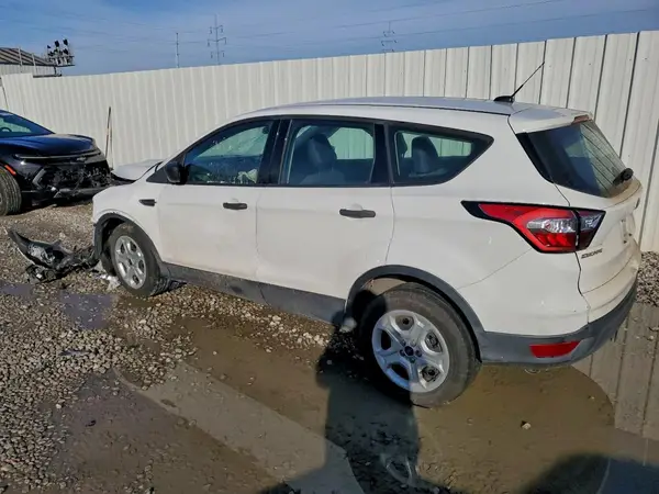 1FMCU0F77JUA56237 2018 FORD ESCAPE - Image 2