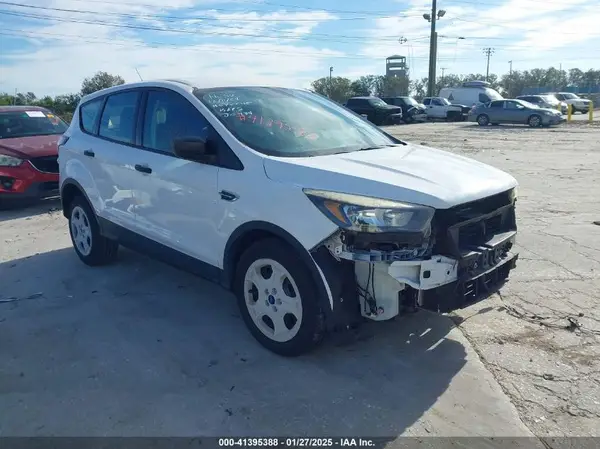 1FMCU0F77JUB04822 2018 FORD ESCAPE - Image 1