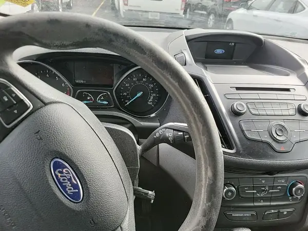 1FMCU0F77JUB39490 2018 FORD ESCAPE - Image 1