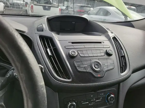 1FMCU0F77JUB39490 2018 FORD ESCAPE - Image 2
