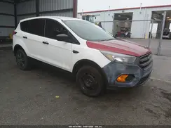 1FMCU0F77JUB45239 2018 FORD ESCAPE