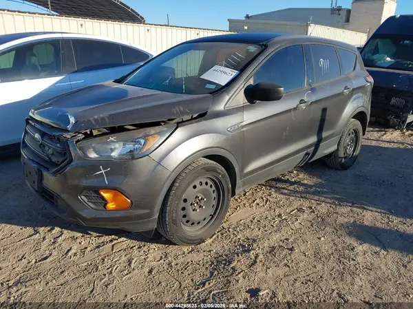 1FMCU0F77JUB60338 2018 FORD ESCAPE - Image 2