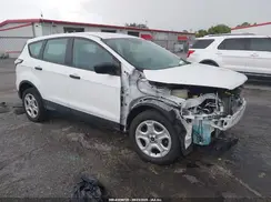 1FMCU0F77JUC24698 2018 FORD ESCAPE