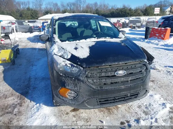 1FMCU0F77JUC28542 2018 FORD ESCAPE - Image 1