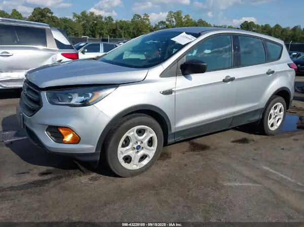 1FMCU0F77KUA58927 2019 FORD ESCAPE - Image 2