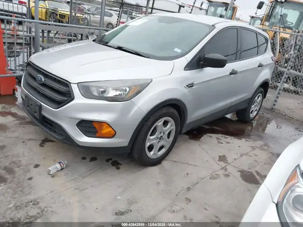 1FMCU0F77KUB77979 2019 FORD ESCAPE - Image 2