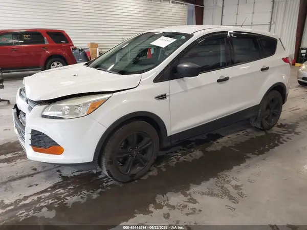 1FMCU0F78GUA53159 2016 FORD ESCAPE - Image 2