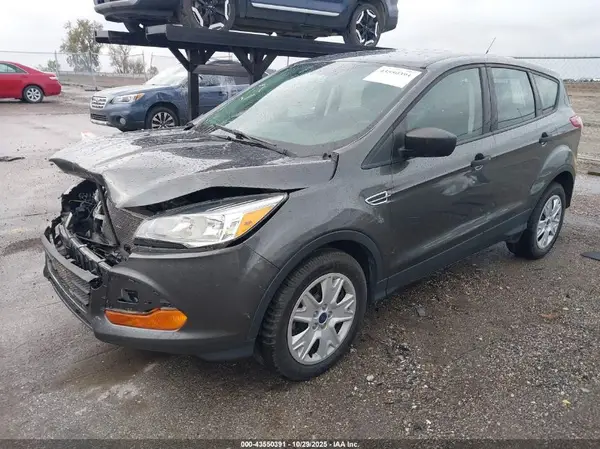 1FMCU0F78GUA66767 2016 FORD ESCAPE - Image 2