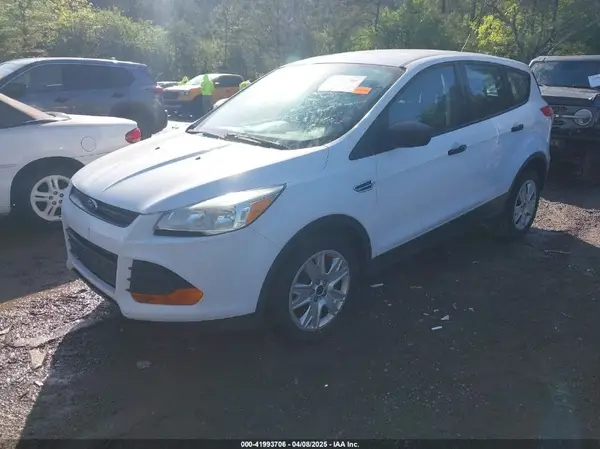 1FMCU0F78GUA90258 2016 FORD ESCAPE - Image 2