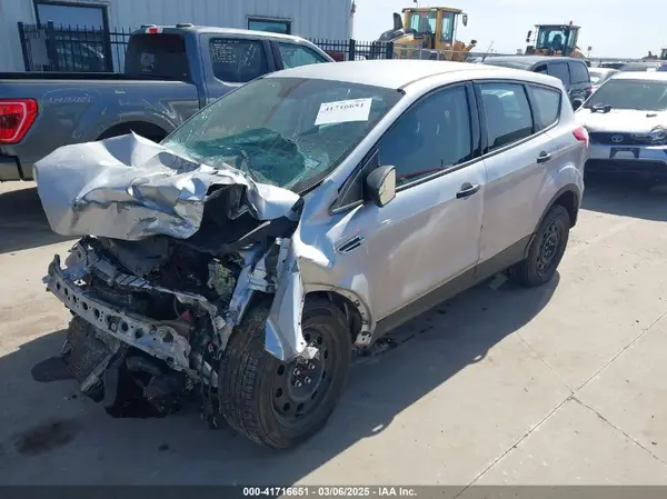 1FMCU0F78GUB71602 2016 FORD ESCAPE - Image 2