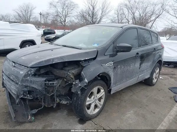 1FMCU0F78GUC26209 2016 FORD ESCAPE - Image 2