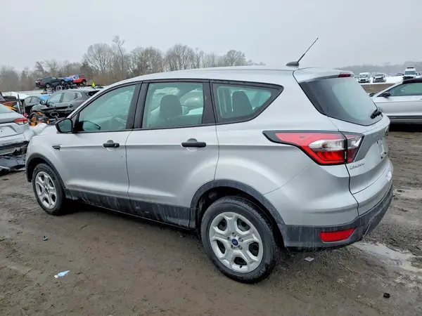 1FMCU0F78HUA07123 2017 FORD ESCAPE - Image 2
