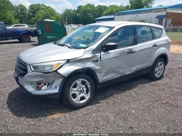 1FMCU0F78HUA11138 2017 FORD ESCAPE - Image 2