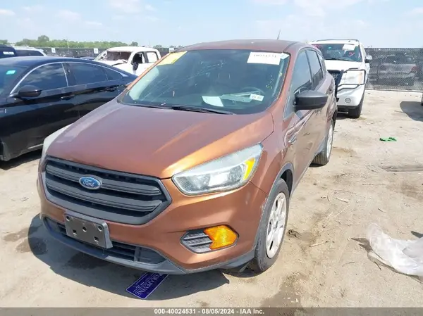 1FMCU0F78HUA27744 2017 FORD ESCAPE - Image 2