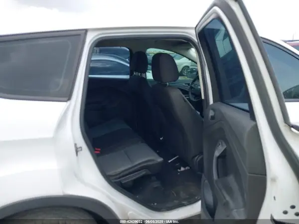 1FMCU0F78HUA45757 2017 FORD ESCAPE - Image 8