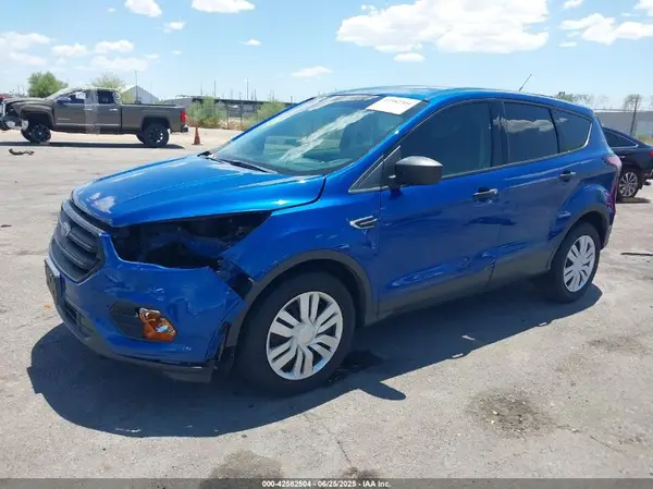 1FMCU0F78HUA82825 2017 FORD ESCAPE - Image 2