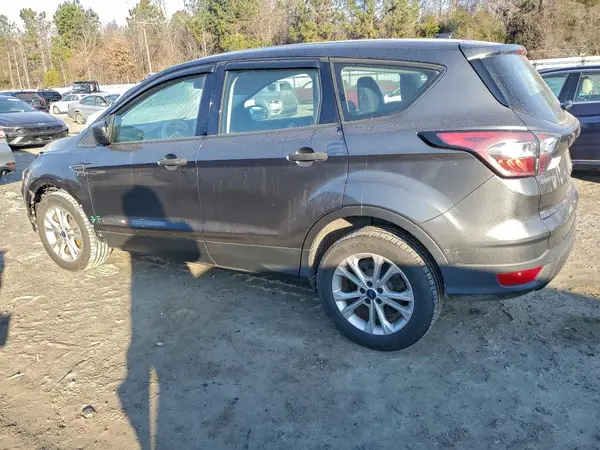 1FMCU0F78HUA89466 2017 FORD ESCAPE - Image 2