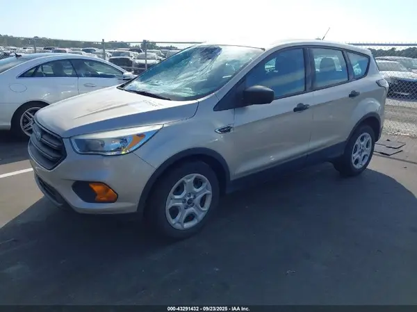 1FMCU0F78HUB06394 2017 FORD ESCAPE - Image 2
