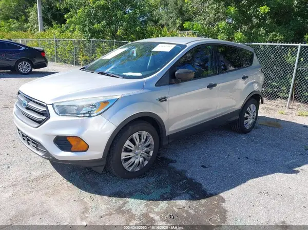 1FMCU0F78HUB81323 2017 FORD ESCAPE - Image 2