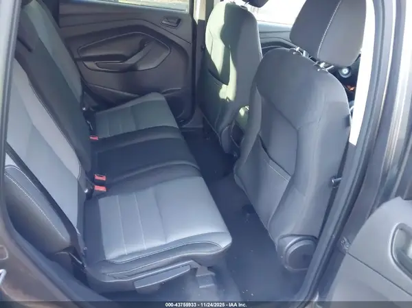 1FMCU0F78HUC05751 2017 FORD ESCAPE - Image 8