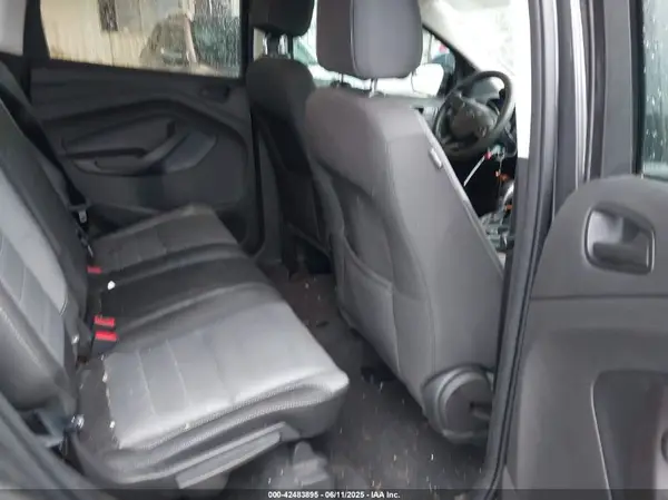 1FMCU0F78HUC13686 2017 FORD ESCAPE - Image 8