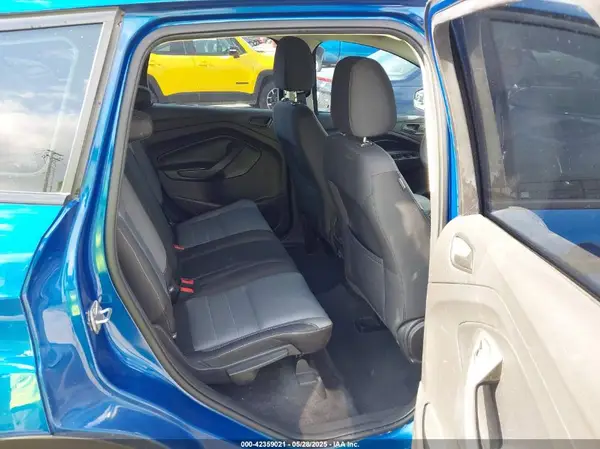 1FMCU0F78HUC50897 2017 FORD ESCAPE - Image 8