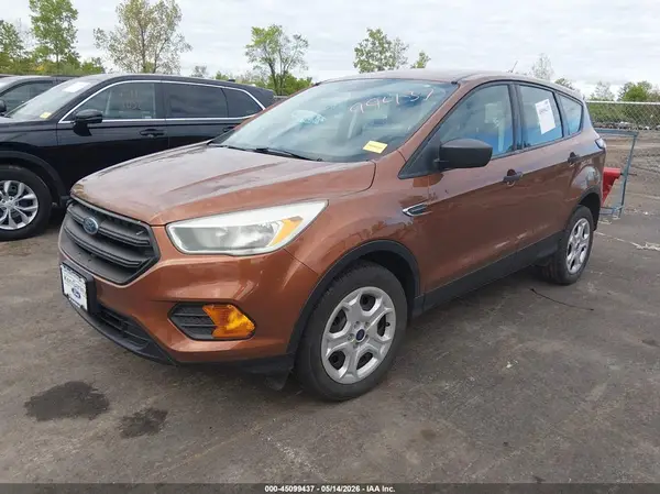 1FMCU0F78HUC62032 2017 FORD ESCAPE - Image 2