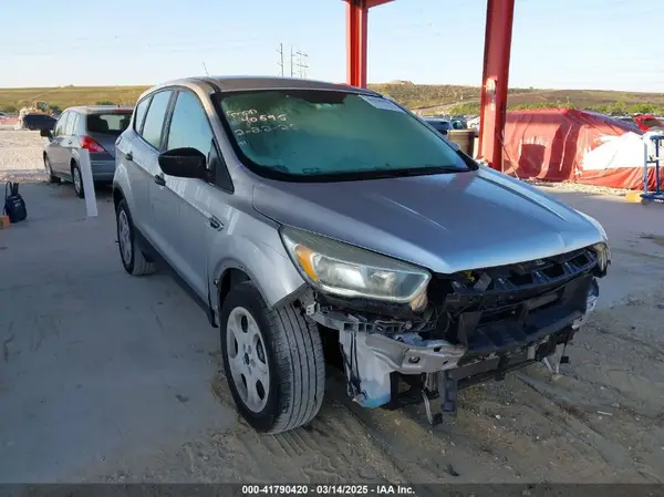1FMCU0F78HUC84693 2017 FORD ESCAPE - Image 1