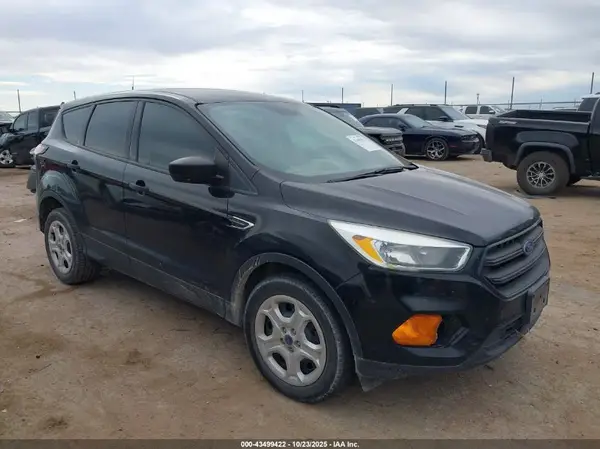 1FMCU0F78HUD28031 2017 FORD ESCAPE - Image 1