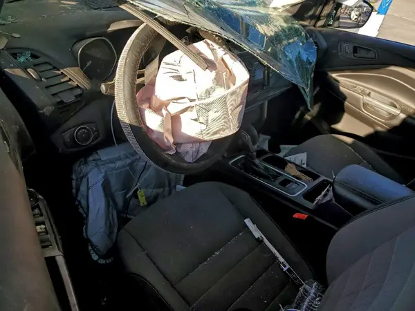 1FMCU0F78HUD76208 2017 FORD ESCAPE - Image 8