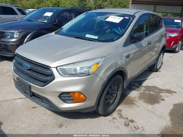 1FMCU0F78HUE23253 2017 FORD ESCAPE - Image 2