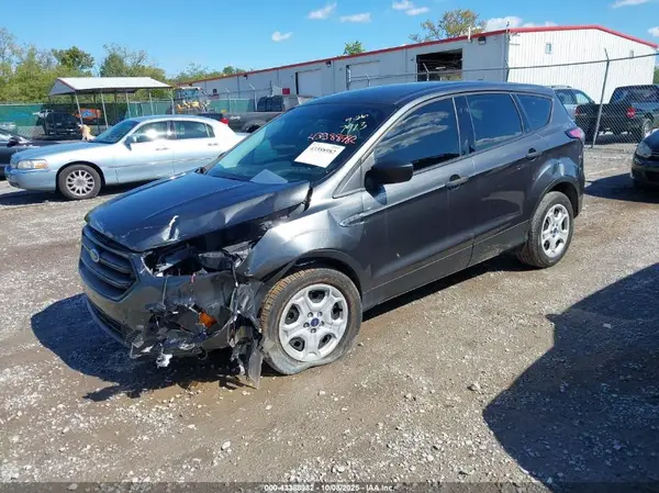 1FMCU0F78JUA27913 2018 FORD ESCAPE - Image 2