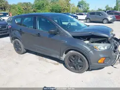 1FMCU0F78JUA33999 2018 FORD ESCAPE