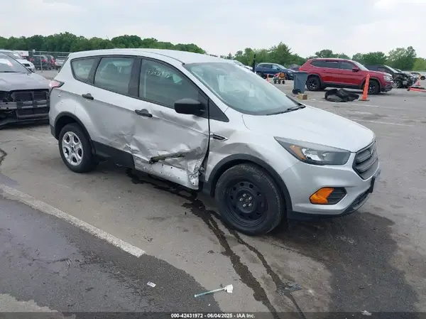 1FMCU0F78JUA34361 2018 FORD ESCAPE - Image 1