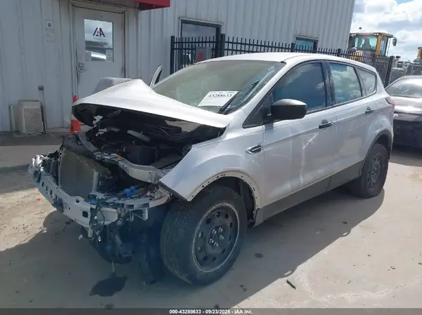 1FMCU0F78KUA46835 2019 FORD ESCAPE - Image 2