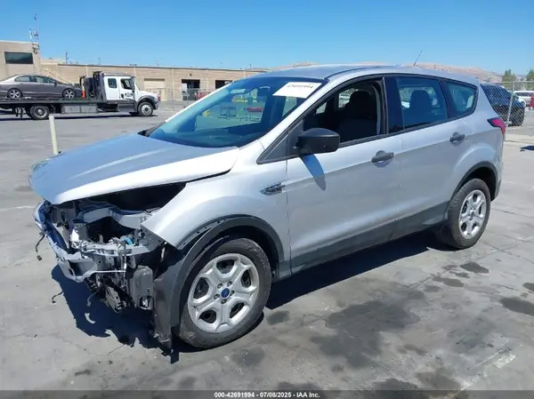 1FMCU0F78KUB05690 2019 FORD ESCAPE - Image 2