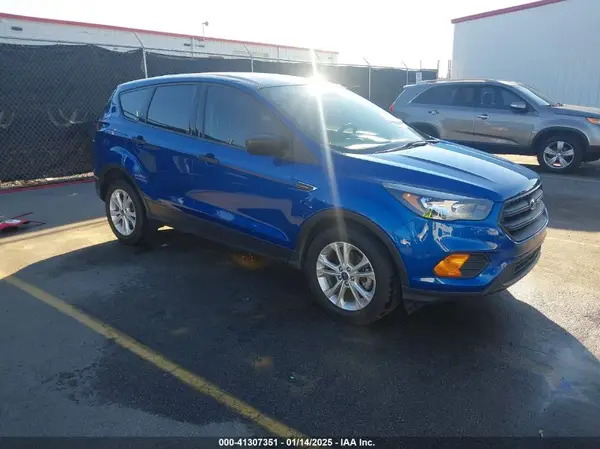 1FMCU0F78KUB76758 2019 FORD ESCAPE - Image 1
