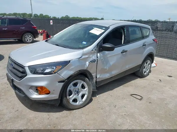 1FMCU0F78KUC02775 2019 FORD ESCAPE - Image 2