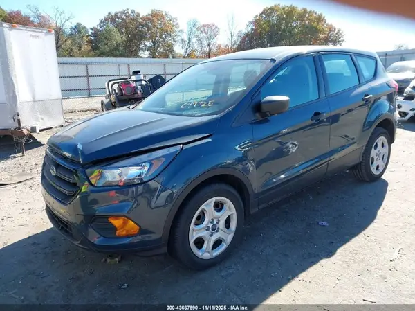 1FMCU0F78KUC49725 2019 FORD ESCAPE - Image 2