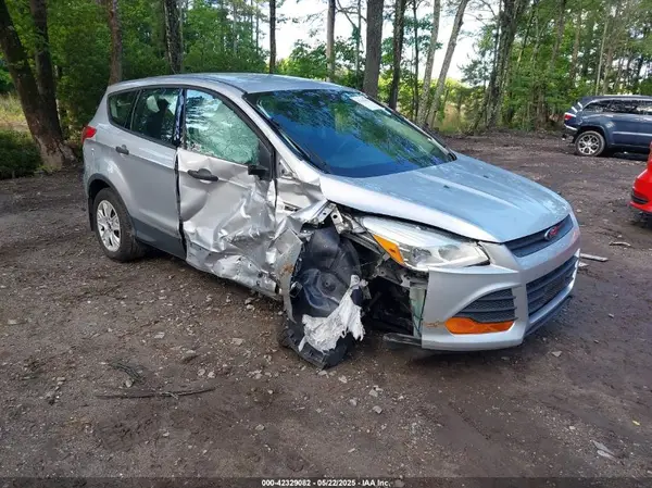 1FMCU0F79GUA68513 2016 FORD ESCAPE - Image 1