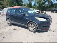 1FMCU0F79GUB03440 2016 FORD ESCAPE