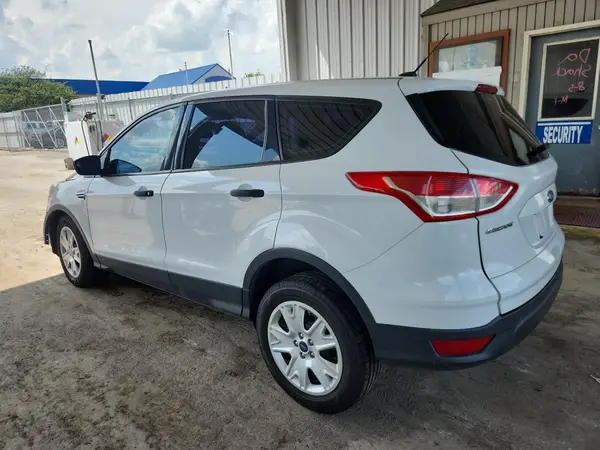 1FMCU0F79GUB21033 2016 FORD ESCAPE - Image 2