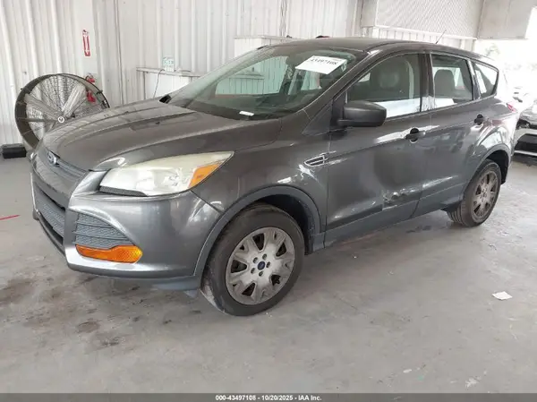 1FMCU0F79GUB43906 2016 FORD ESCAPE - Image 2