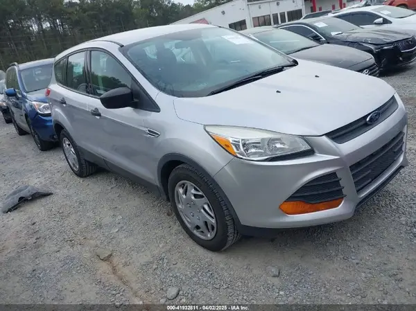 1FMCU0F79GUB52069 2016 FORD ESCAPE - Image 1