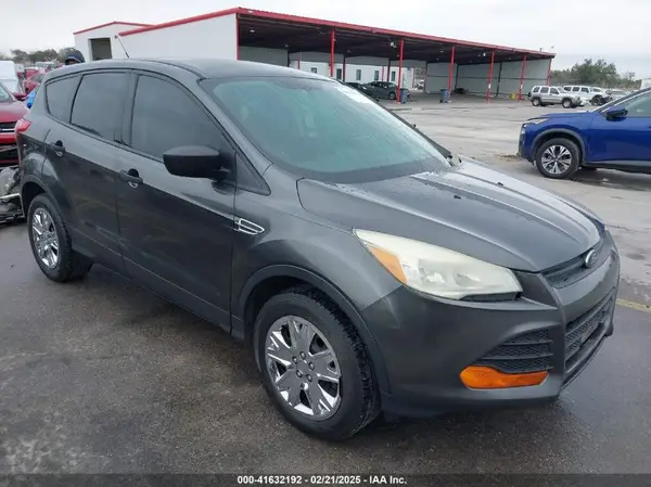 1FMCU0F79GUC10732 2016 FORD ESCAPE - Image 1