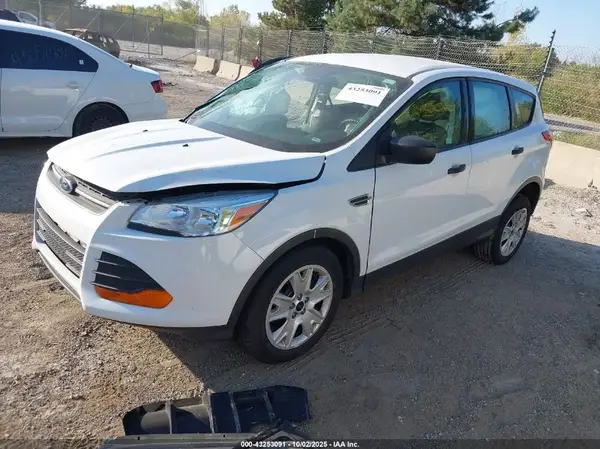 1FMCU0F79GUC48963 2016 FORD ESCAPE - Image 2