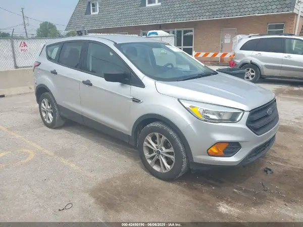 1FMCU0F79HUA12346 2017 FORD ESCAPE - Image 1