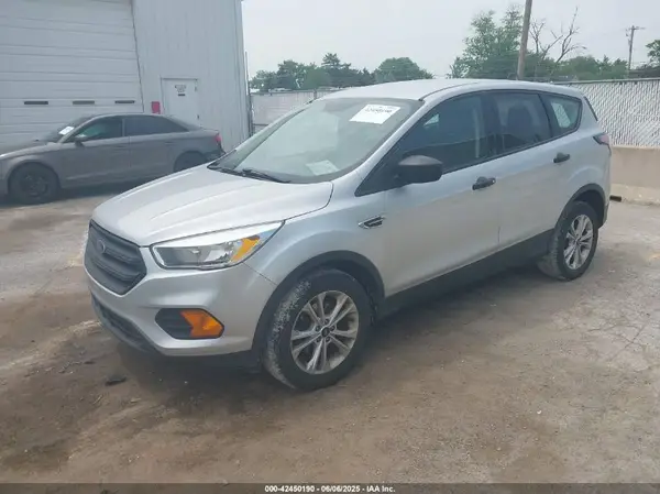 1FMCU0F79HUA12346 2017 FORD ESCAPE - Image 2