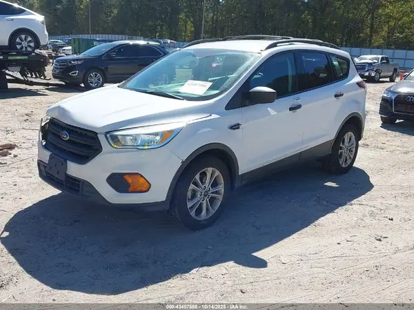 1FMCU0F79HUA18910 2017 FORD ESCAPE - Image 2