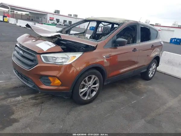 1FMCU0F79HUA82784 2017 FORD ESCAPE - Image 2